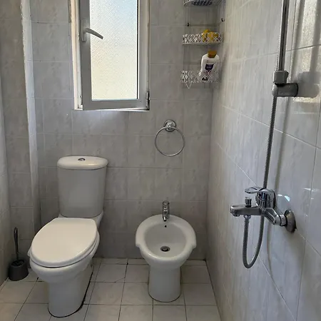 Leo Apts * Τίρανα