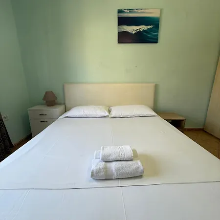 Leo Apts Appartement *