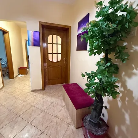 Apartamento Leo Apts